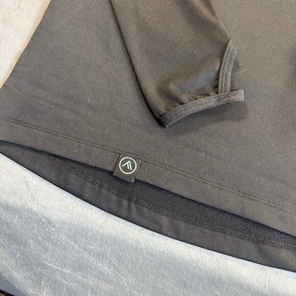 PEAK a coldpruf innovation Long sleeve mock Neck Fleece lines size M NWT - Picture 3 of 9